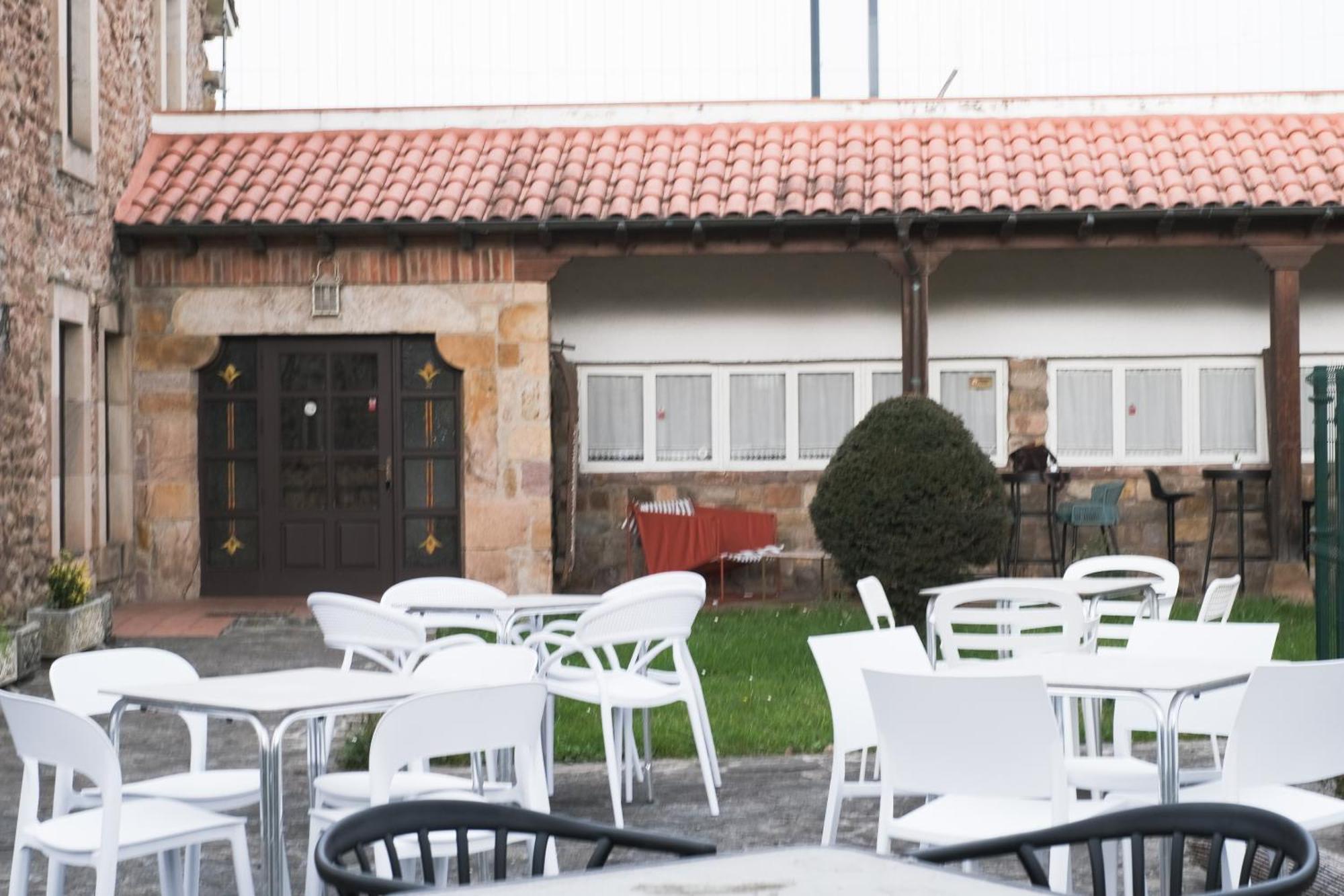 Posada La Estela De Barros Corrales De Buelna المظهر الخارجي الصورة