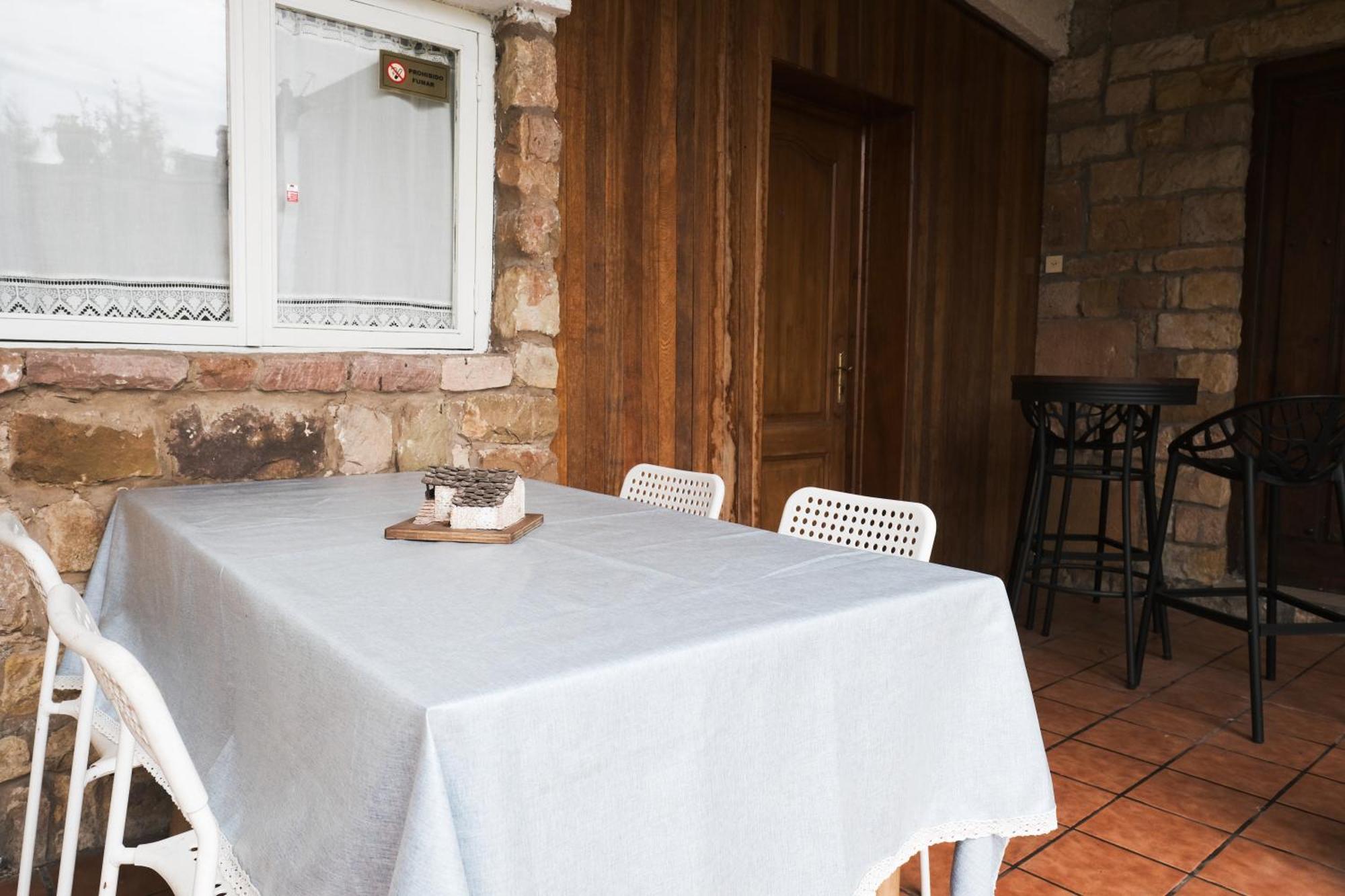 Posada La Estela De Barros Corrales De Buelna المظهر الخارجي الصورة