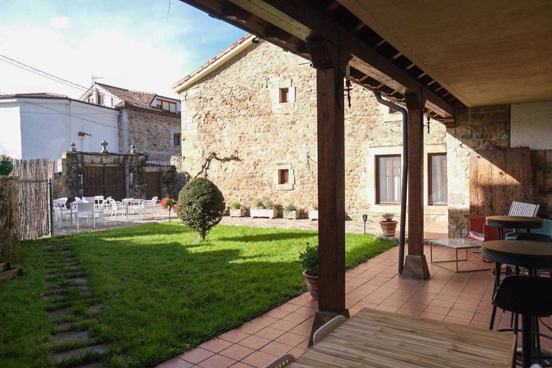 Posada La Estela De Barros Corrales De Buelna المظهر الخارجي الصورة